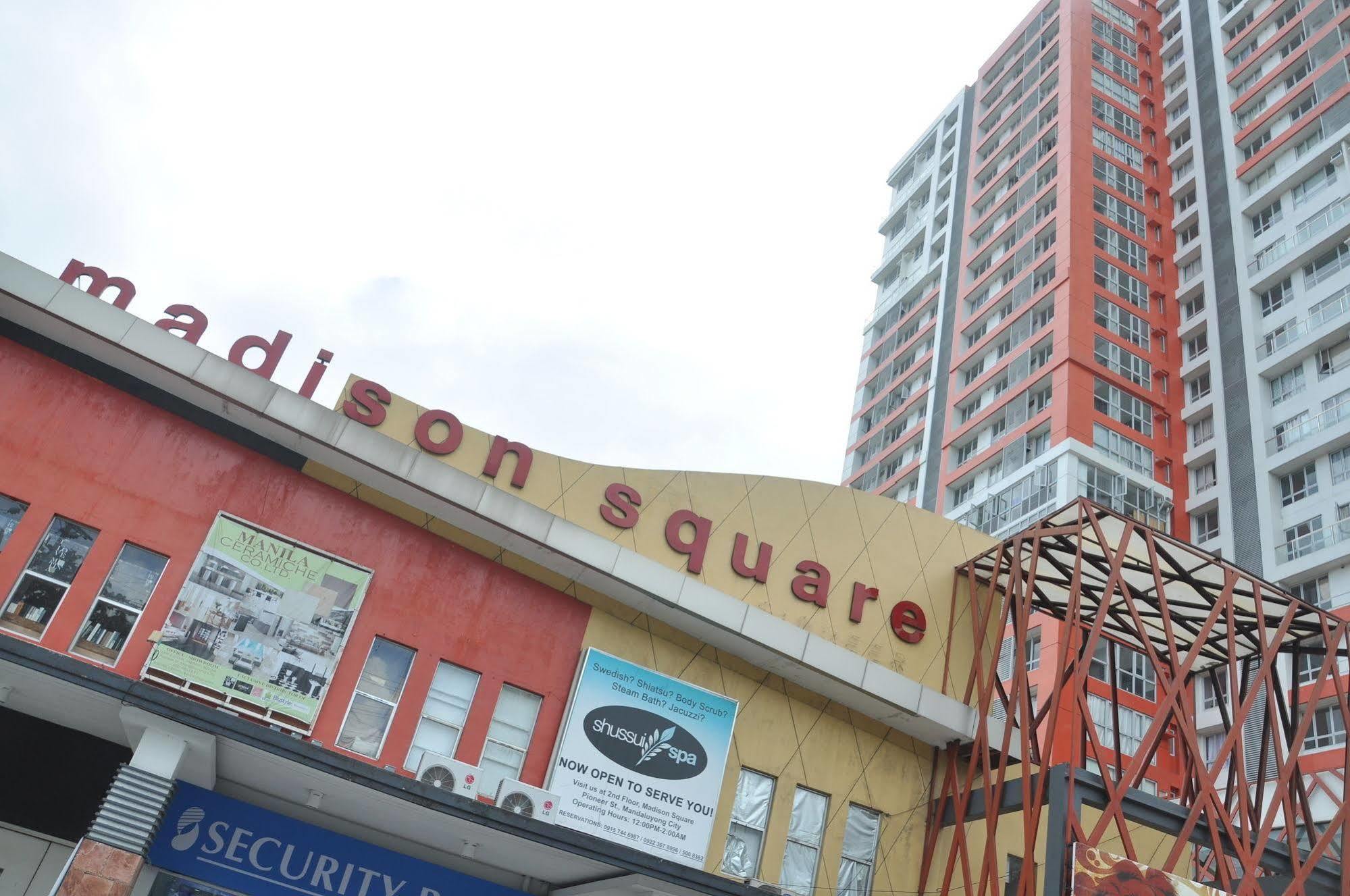 Sunshine City Suites Pasig City Kültér fotó