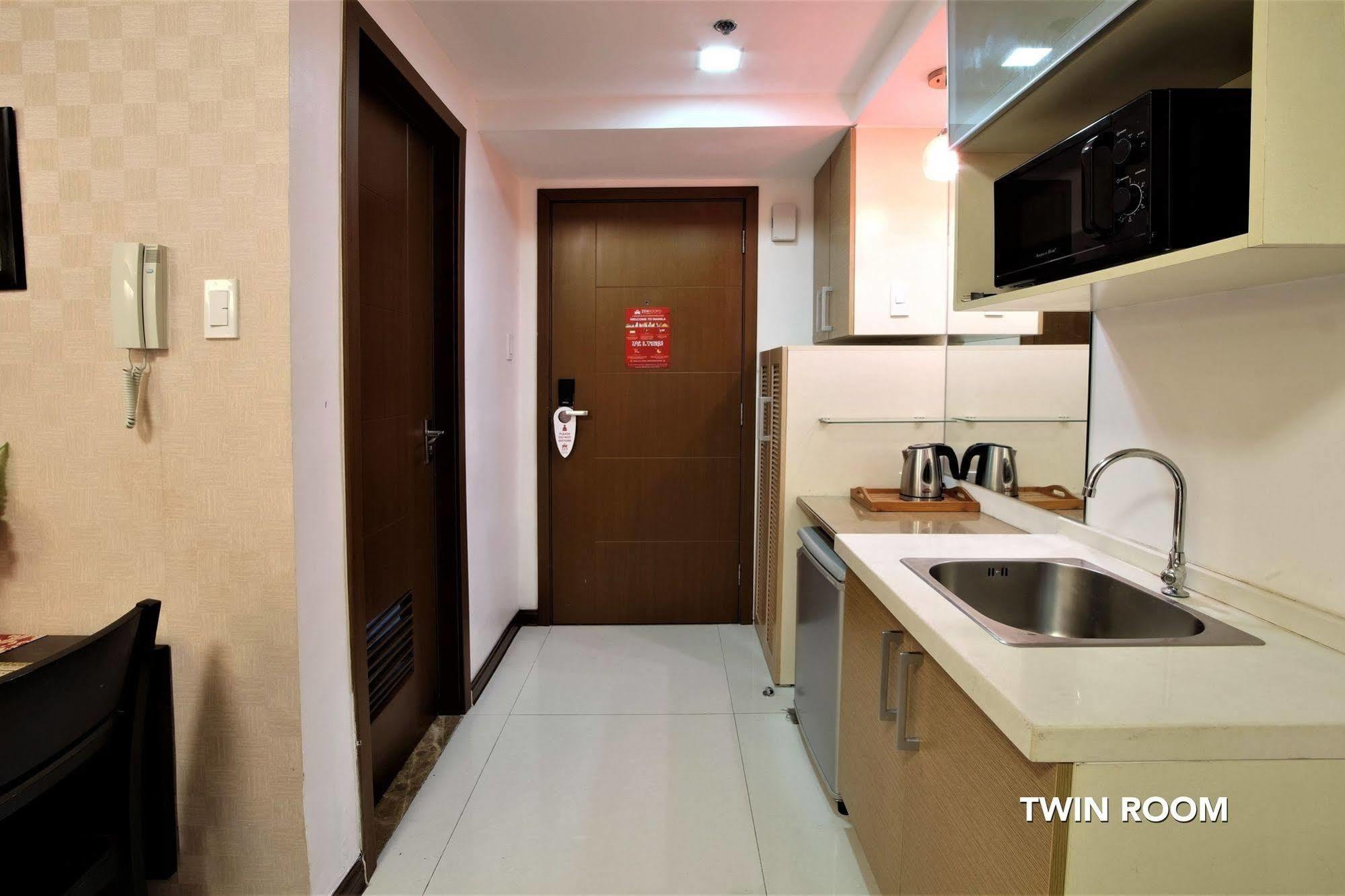 Sunshine City Suites Pasig City Kültér fotó