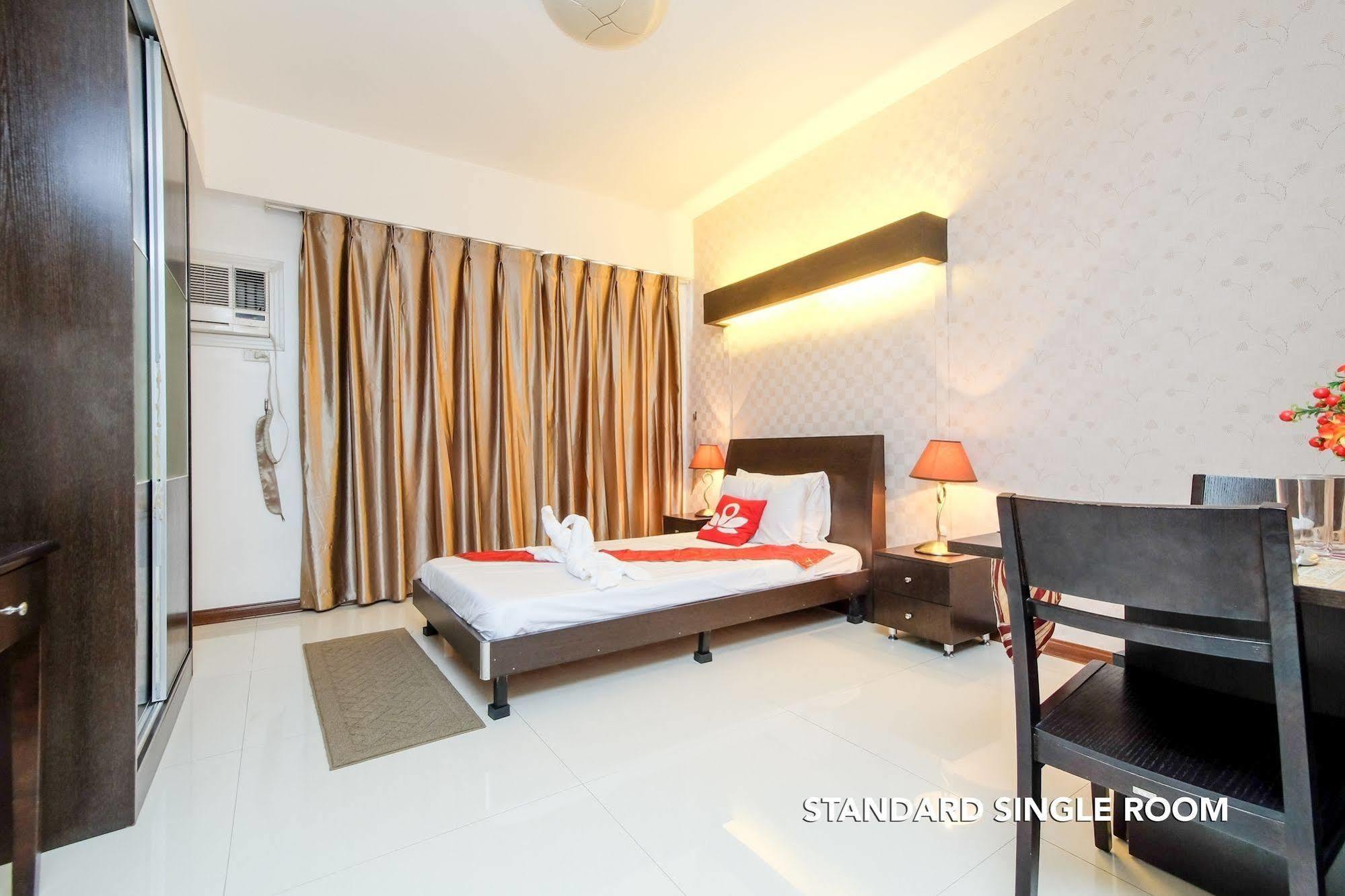Sunshine City Suites Pasig City Kültér fotó