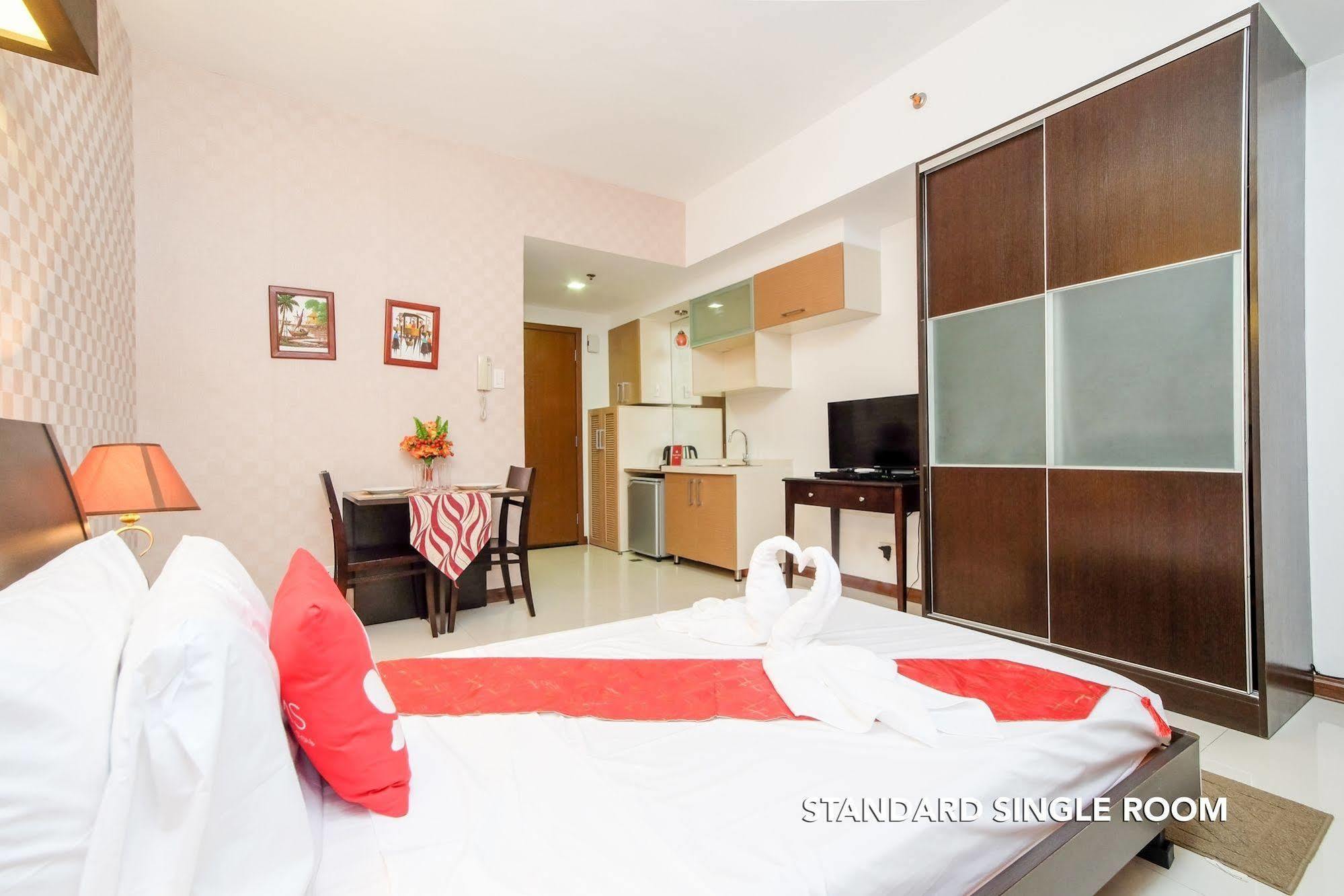 Sunshine City Suites Pasig City Kültér fotó