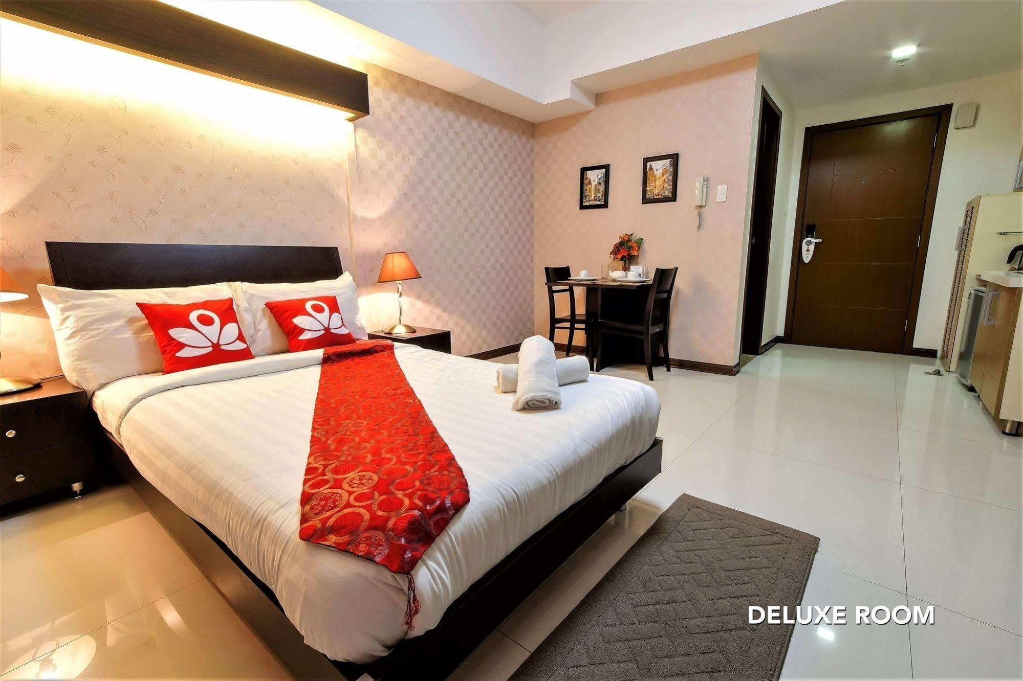 Sunshine City Suites Pasig City Kültér fotó